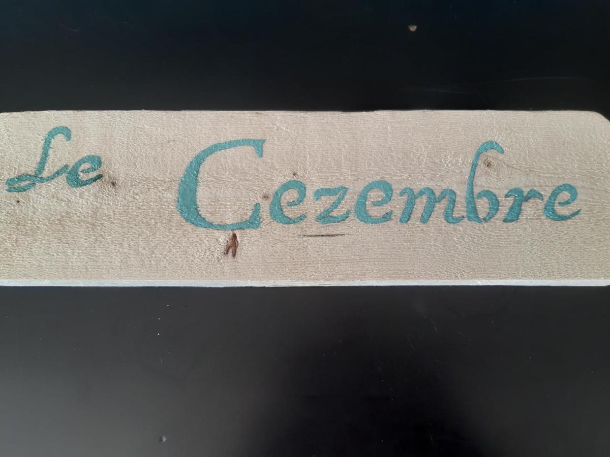 Le Cezembre Gite La Taniere Moidrey Eksteriør billede